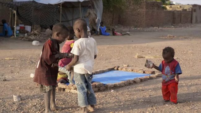 Au Soudan, au moins 12 enfants meurent de faim chaque jour - MSF