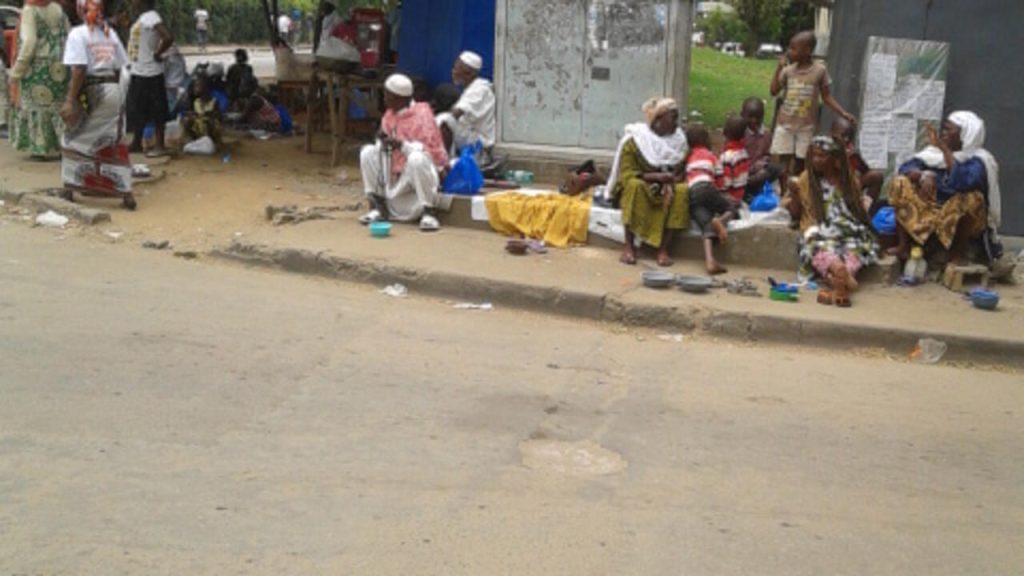 La Côte d’Ivoire interdit la mendicité à Abidjan